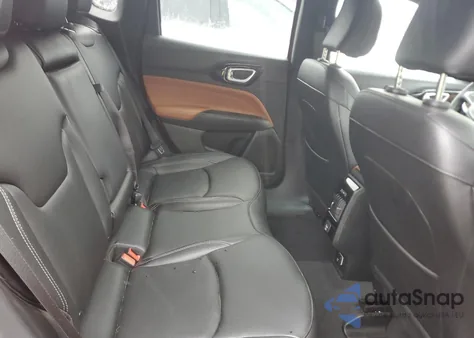 2025 Jeep Compass Limited из США, поврежденный, VIN 3C4NJDCN6ST537642